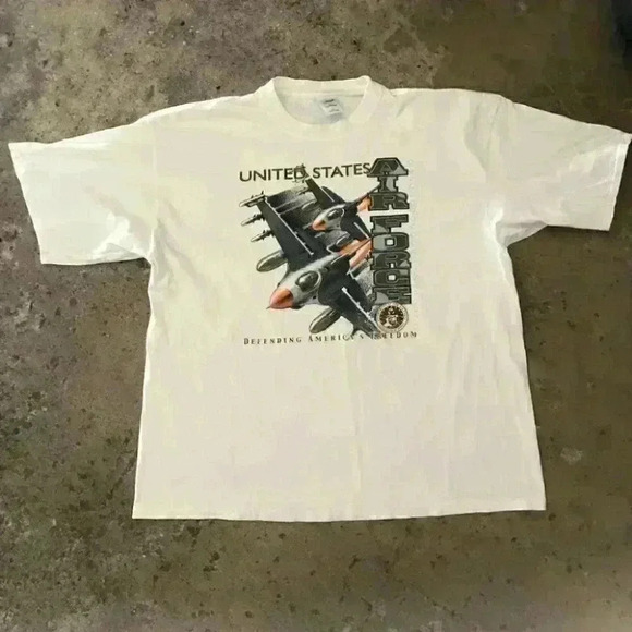 VTG United States Airforce Defending Americas Freedom white T-shirt size XXL - Picture 6 of 7